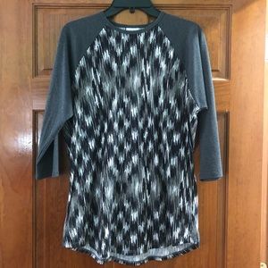 Lularoe Randy Tee Size Large